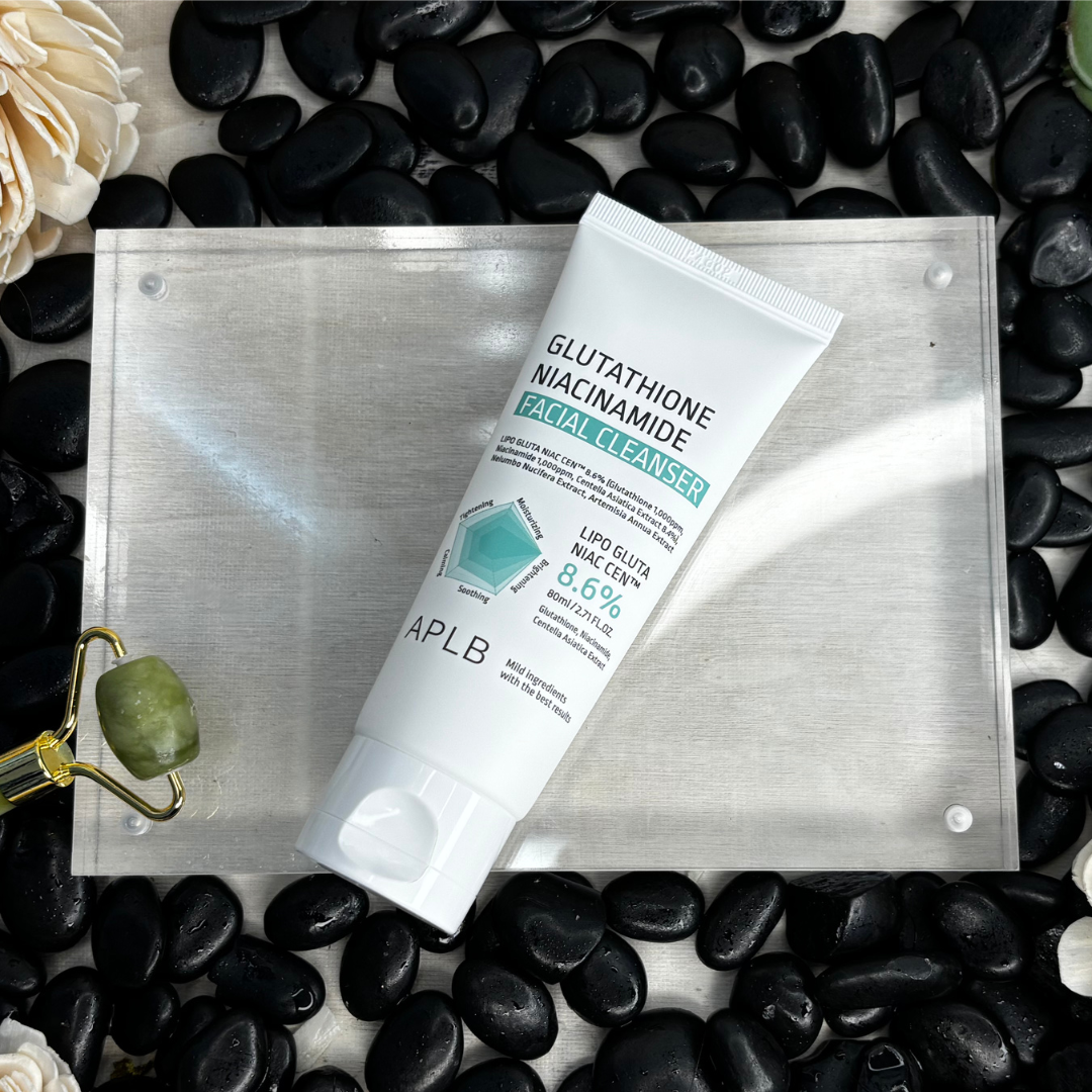 Limpiador Facial de Glutatión y Niacinamida.